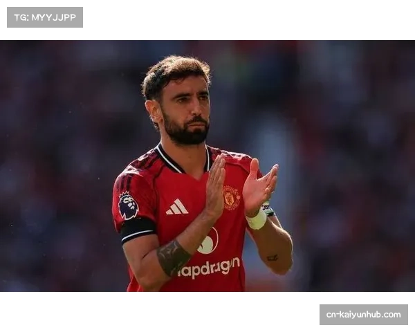 曼联边路套边传中结合中路渗透 姆伯莫库尼亚两翼齐飞 曼联边路套边传中结合中路渗透 姆伯莫库尼亚两翼齐飞